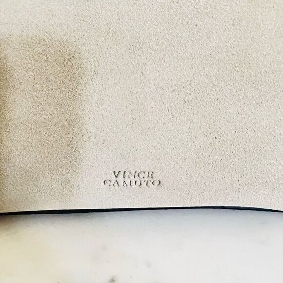 VINCE CAMUTO Janya Top Handle Leather Crossbody Tote Hobo Bag, Khaki, NWT - Picture 16 of 17